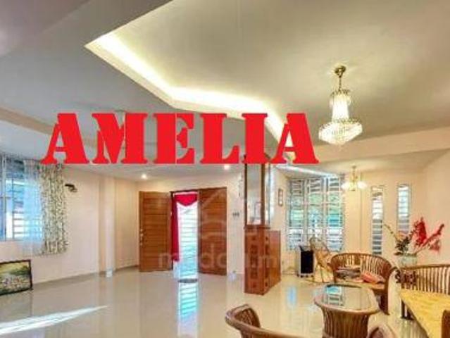 2 sty semi detached 2500sf full renovated botanica ct