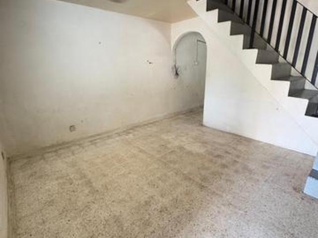 2 sty Shah alam seksyen 18 jalan langkap dua renovated below market