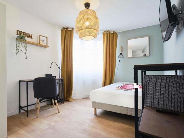 2 SAINTE CLAIRE SL