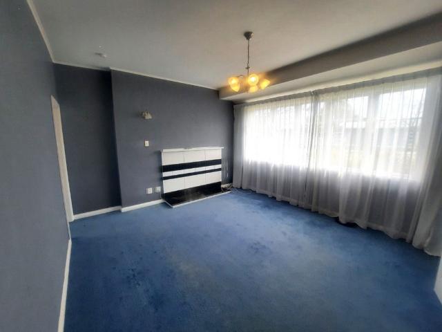 2 Savage Crescent, Upper Hutt