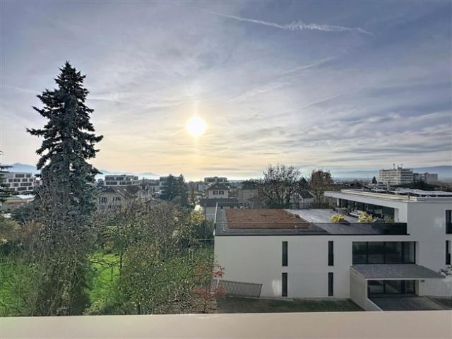 2 Schritte vom Zentrum von Prilly entfernt