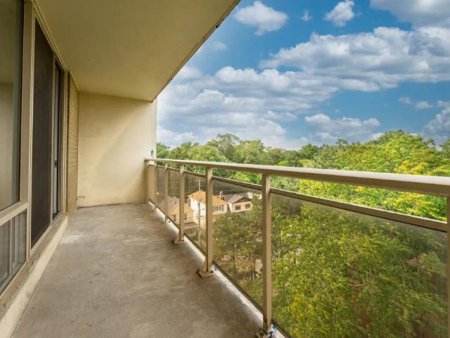 2 Secord — 1 Bedroom