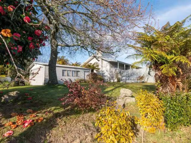 2 Sequoia Crescent, Owhata, Rotorua For Sale