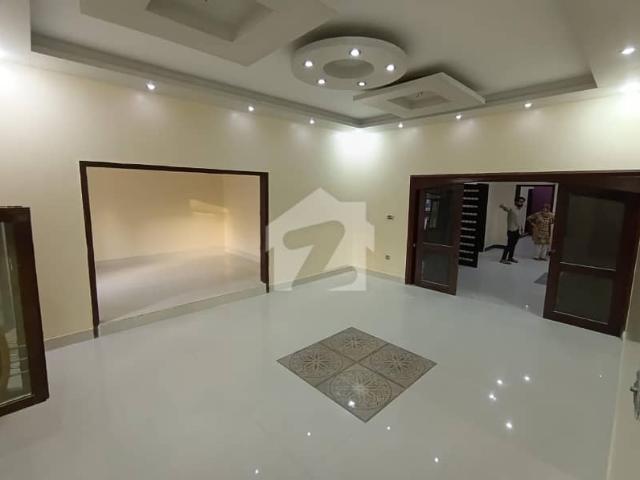 2 Side Corner Portion Available For Rent Vip Location Having Big Terrace 4 Bed Dd Entrance Separate