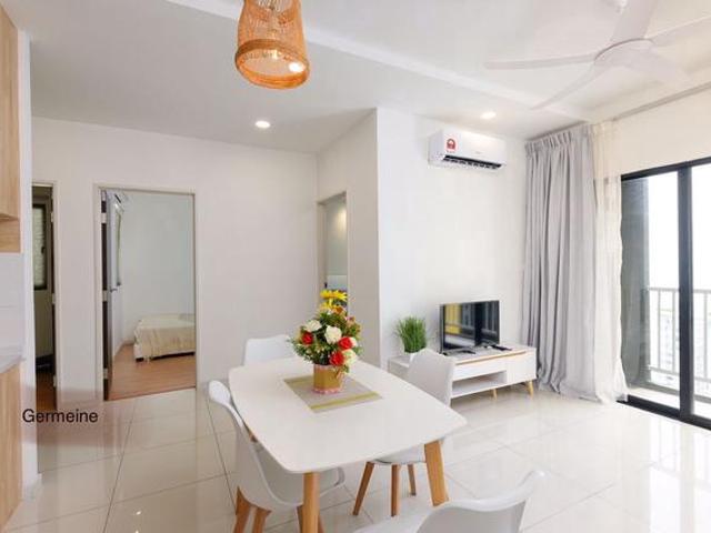 2 Side by Side Car Park PREMIUM High Floor Tri Pinnacle Condo Tanjong