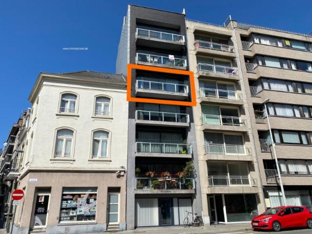 2 slaapkamer appartement met ruim terras in hartje Oostende