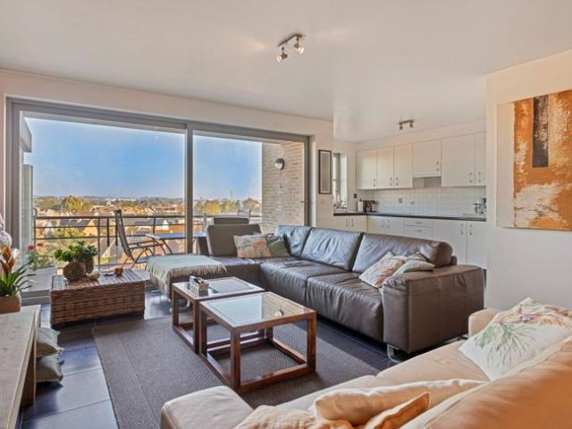 2 slaapkamer penthouse appartement in Roeselare