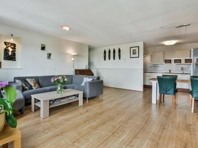 2 SLAAPKAMERS, LICHT EN RUIM, 80M2