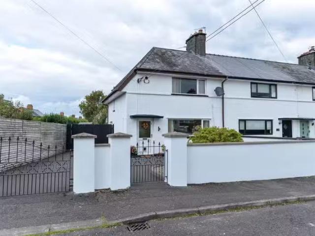 2 Somme Drive