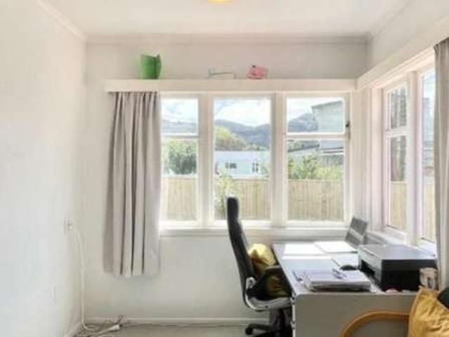 2 Somme Road, Silverstream, Upper Hutt City