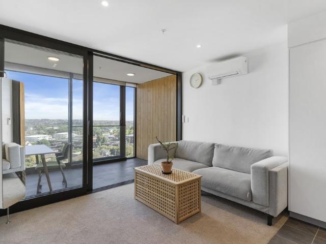 2 spacious bedroom + 2 bathroom + 1 secure carpark included