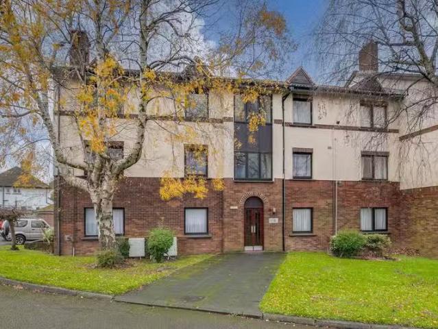 2 The Oaks, Stradbrook Hill, Blackrock, Co. Dublin, A94AH31 is.