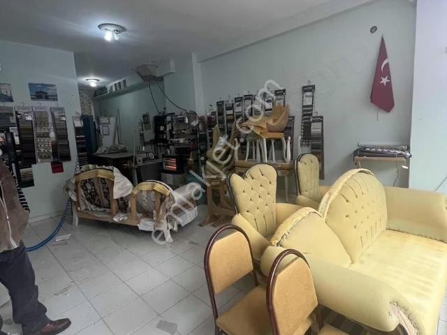 2 Ticari İş Yeri Toplam 330 Mt2 Depolu Satılıktır