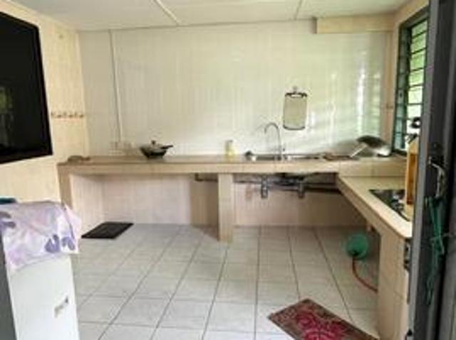 2 Tingkat Tengah Tmn Fairyland Batu 12 Kch Serian