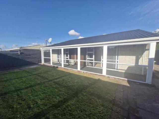 2/ Tiverton Crescent, Whalers Gate, New Plymouth