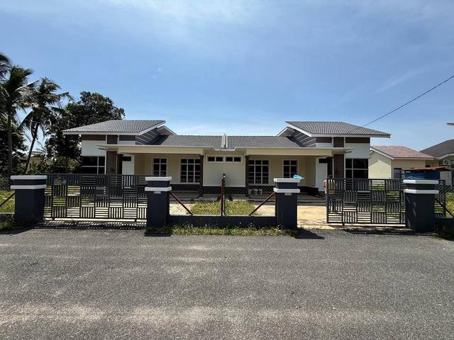 2 Unit Rumah SemiD 1 Tingkat Berdekatan Pantai Air Tawar Kuala Besut