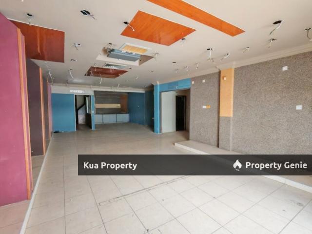 2 Units Adjoining Ground Floor Intermediate Shoplots For Rent at Jalan Datuk Abdul Rahim, behind Hock Lee