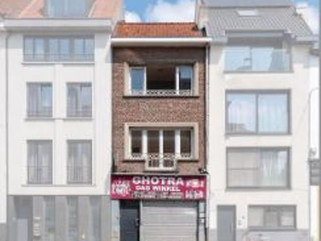 2 units: Handelszaak + aparte woonst sint pietersplein