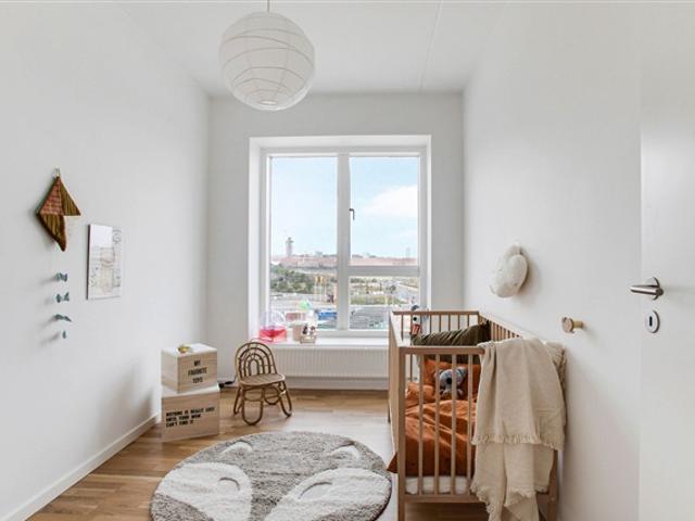 2 værelses med god planløsning og udsigt til vandet, København SV, København