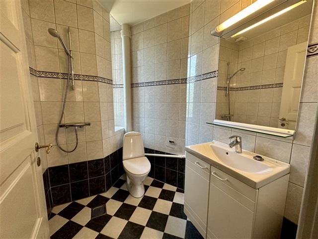 2 værelses Kochsgade, 1. th. Odense C