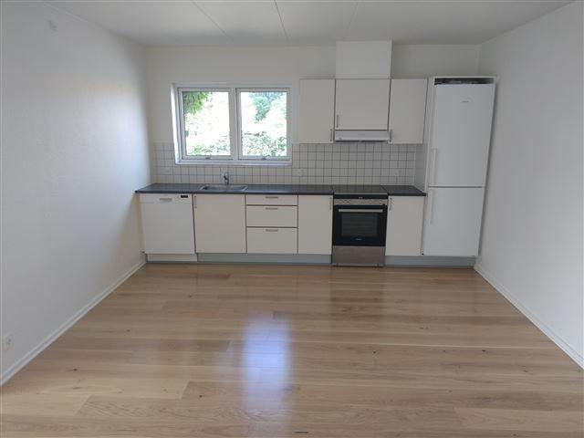 2 værelses lejlighed på 74 m²