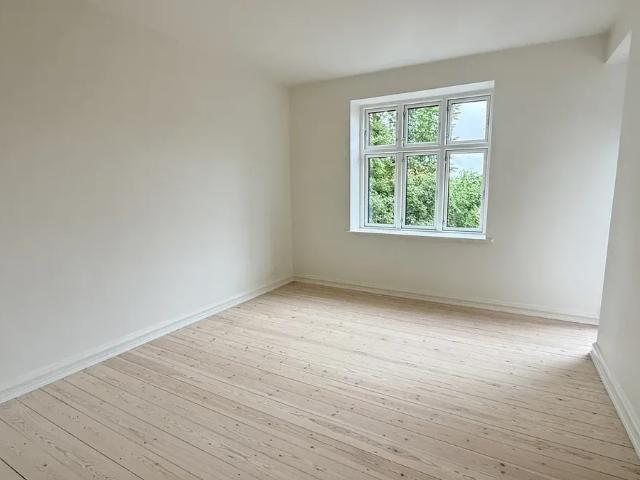 2 værelses lejlighed på 76 m²