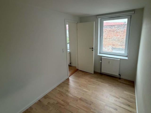 2 værelses lejlighed på 77 m²