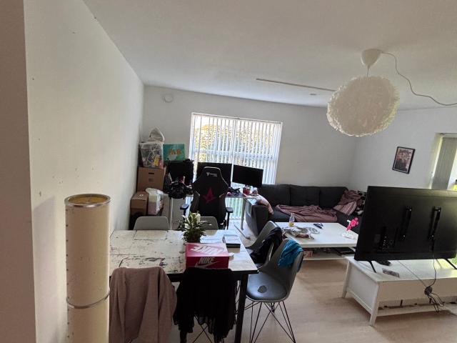 2 værelses lejlighed på 81 m²