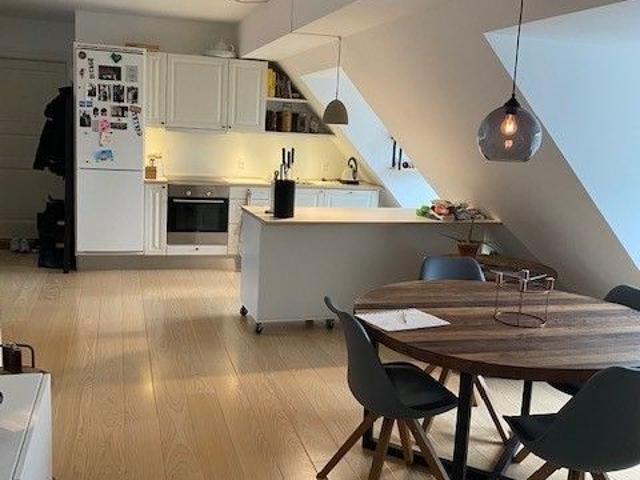 2 værelses lejlighed på 83 m²