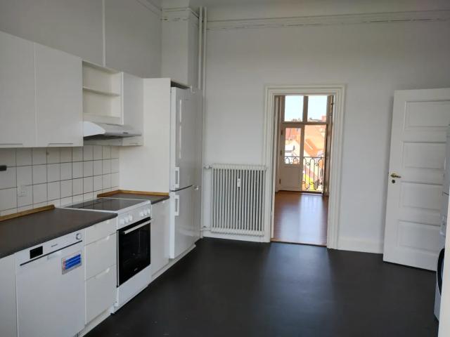 2 værelses lejlighed på 94 m²