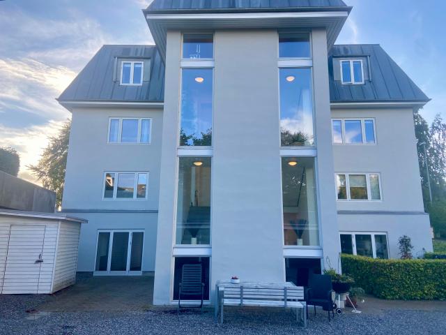 2 værelses lejlighed på 96 m²