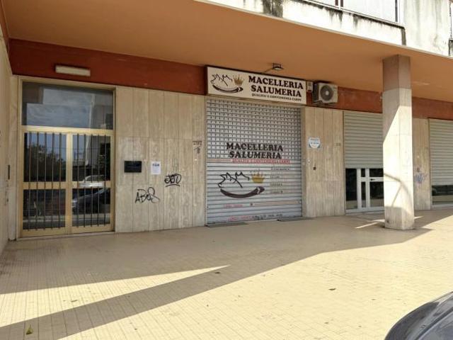 1 Vetrina in vendita a Catanzaro