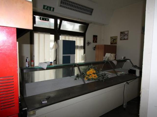 2 Vetrine in vendita a Rimini