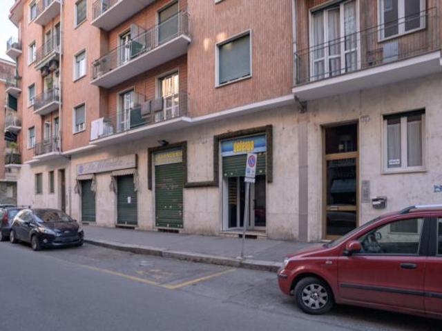 2 Vetrine in vendita a Torino
