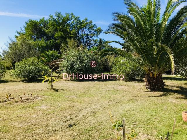 2 villas en Camargue de 5 pièces chacune de 160 m2 sur 8000 m2 d