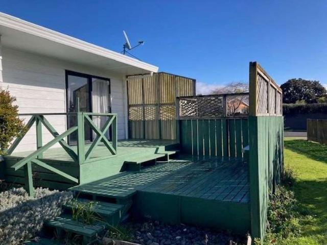 2 Walton Place, Ngatea, Hauraki