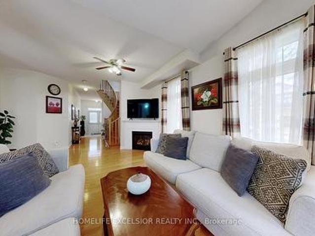 2 Wellsprings Drive, Brampton, ON, L6V 4S5 house for sale | Listing ID W13554 | Royal LePage