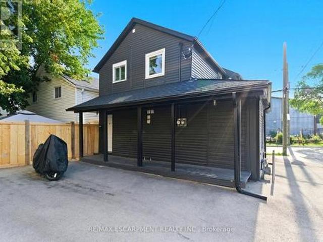 2 Windsor Street, Hamilton, ON, L8R 2G8 house for lease | Listing ID X12905 | Royal LePage