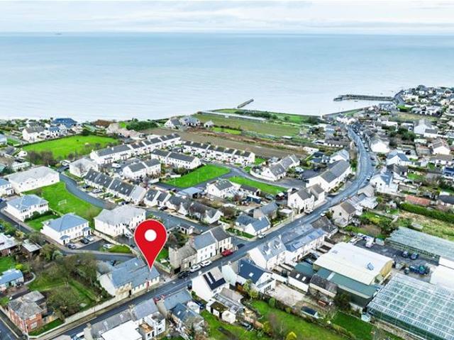 2, Woodland Court, Rush, County Dublin P. Marry & Associates 4775 MyHome. Ie Residential