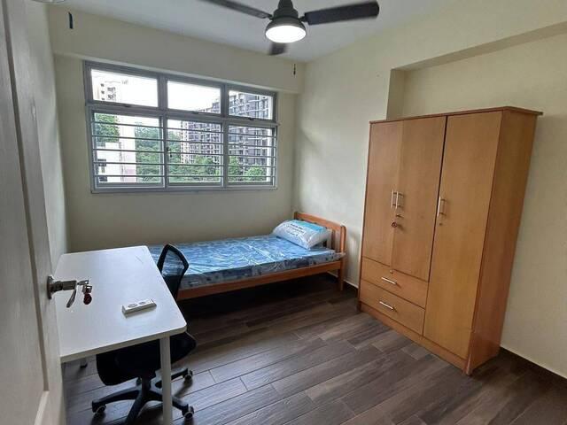 2 x Common Room @ Bukit Batok West Ave 8 BLK 438A! NO AGENT FEE!