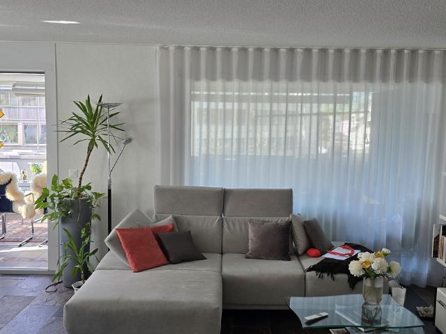 2½ ZI WOHNUNG IN NÄNIKON ZH, MÖBLIERT, TEMPORÄR