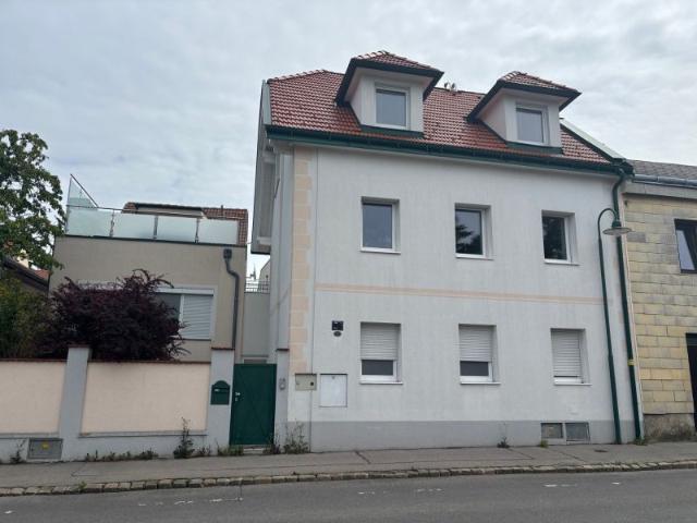 FÜR DEN KÄUFER PROVISIONSFREI, 2 Zi Wohnung MRG Vollausnahme!