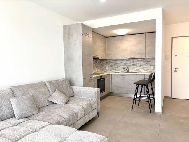 2 Zimmer, 42 m², 1. Stock