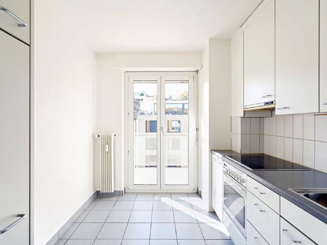 2 Zimmer, 47 m², 1. Stock