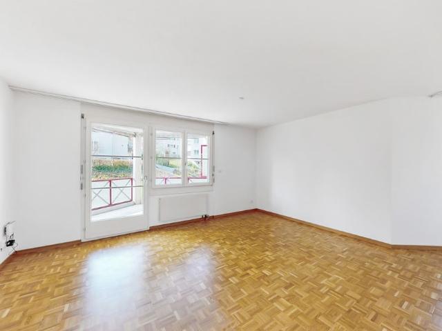 2 Zimmer, 47 m², 1. Stock