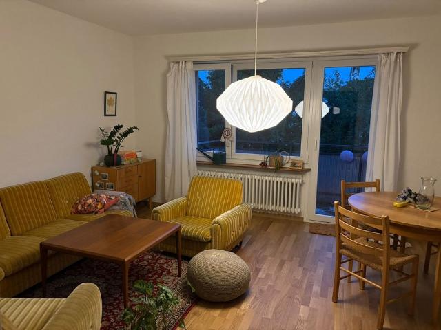 2 Zimmer, 47 m², 1. Stock