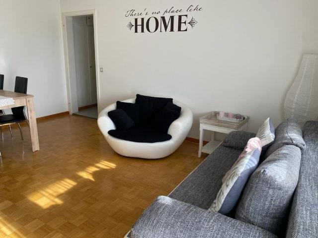 2 Zimmer, 47 m², 2. Stock