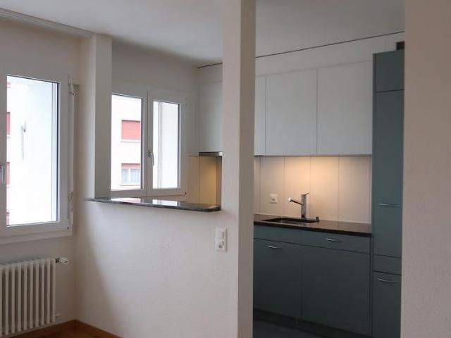 2 Zimmer, 47 m², 2. Stock
