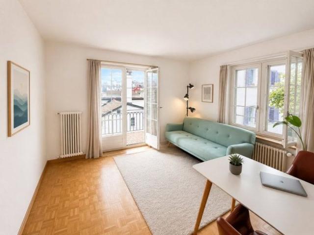 2 Zimmer, 47 m², 2. Stock