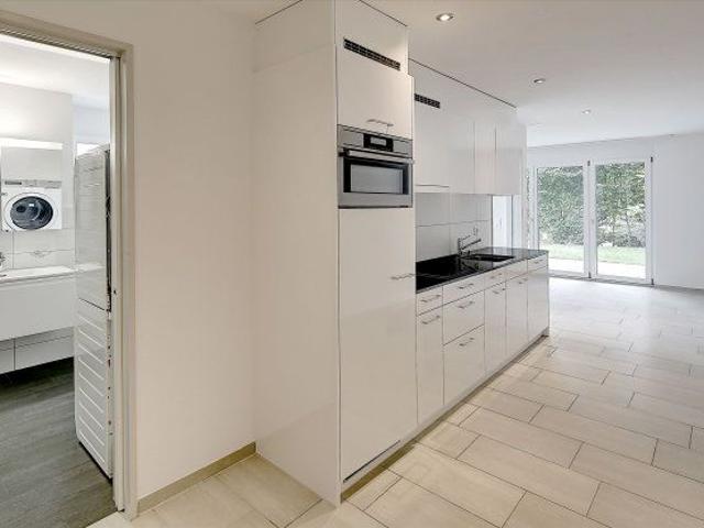 2 Zimmer, 44 m², 1. Stock